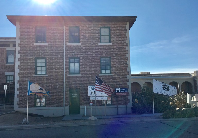 CE3856E1-6EA3-4DDE-8B38-7655487E37E8