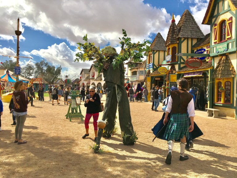 498D8D18-1EDE-4BE4-86A0-91F9B9436FE0