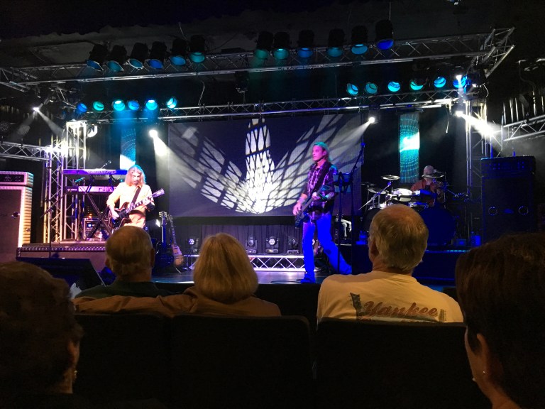 6CB21B26-90E3-42CE-A754-8999F783C443