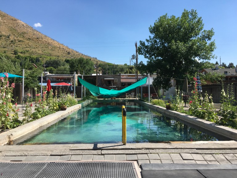 DD28D98E-DB71-495C-9570-CD9D29BA2184